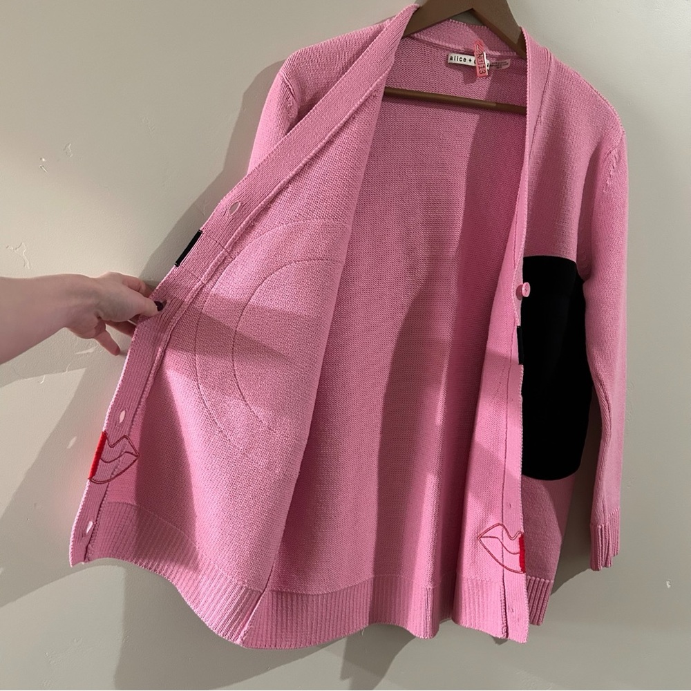 alice + olivia | bradford stace face grandpa cardigan in electric pink ↷ - Picture 12 of 16